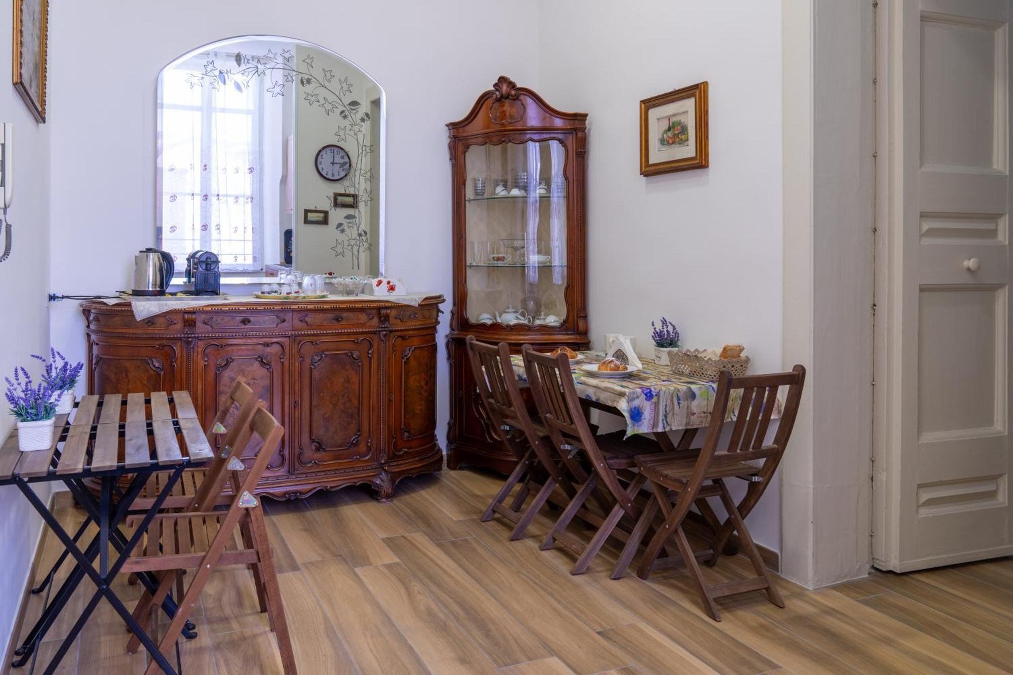 B&B Palazzo Sersale Napoli Buitenkant foto
